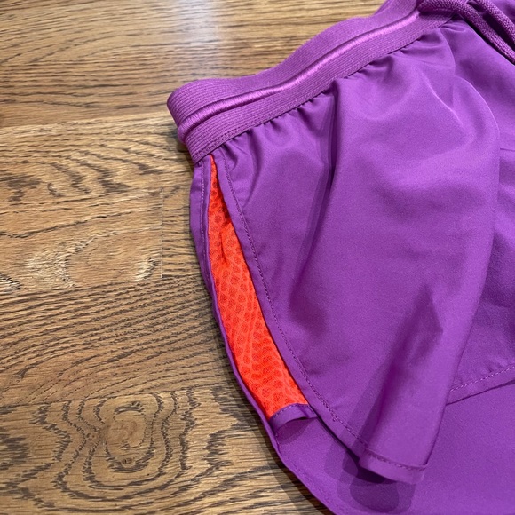 Bundle of 2 Nike active shorts size S - Picture 12 of 15